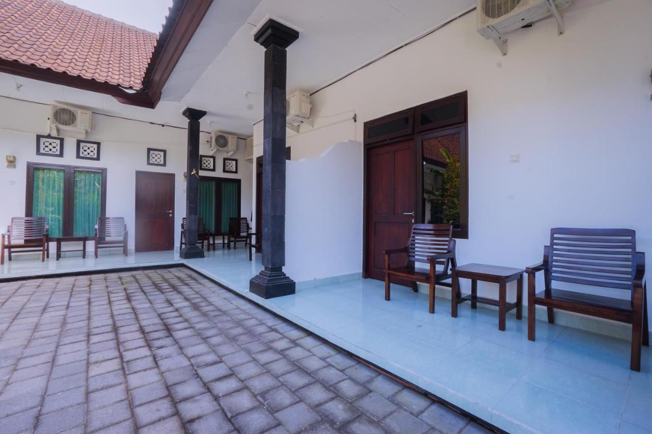 Kos Bulan Bali Hotel Kuta  Exterior photo